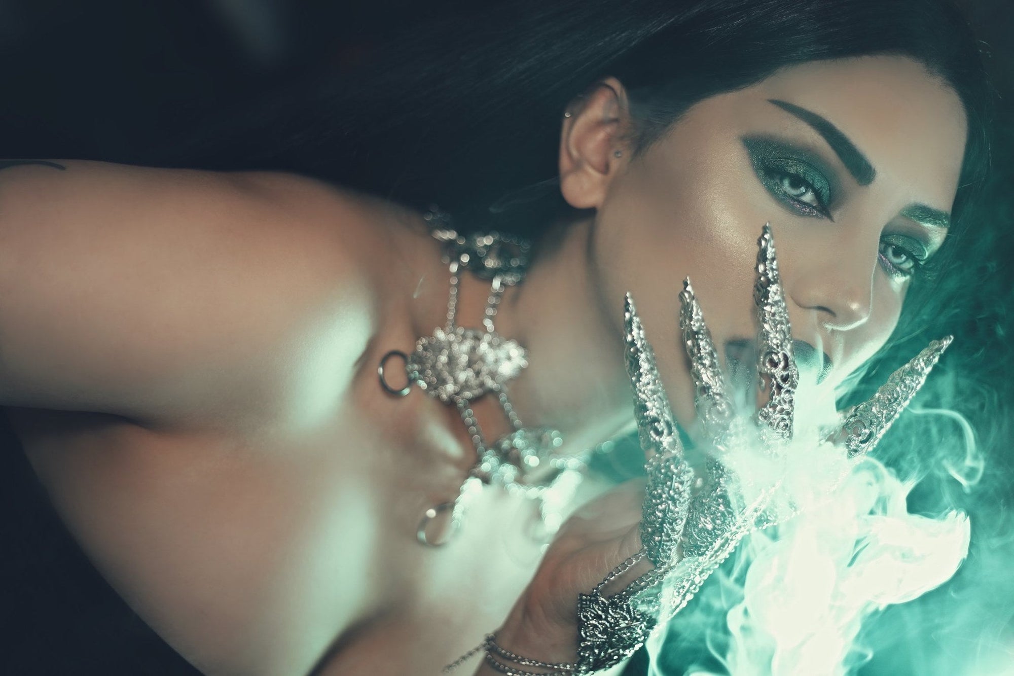 Embrace the night with Myril Jewels' punk studded metal choker, a masterpiece of dark avant-garde jewelry. This statement piece, perfect for gothic and alternative style enthusiasts, features intricate metalwork and shimmering accents. It's designed for those who dare to stand out, suitable for Halloween, Neo Gothic events, or as a daily symbol of Gothic Lolita and Gothic-chic fashion. For the whimsigoth and witchcore admirer, it's an essential accessory that embodies everyday wear with a minimal goth edge