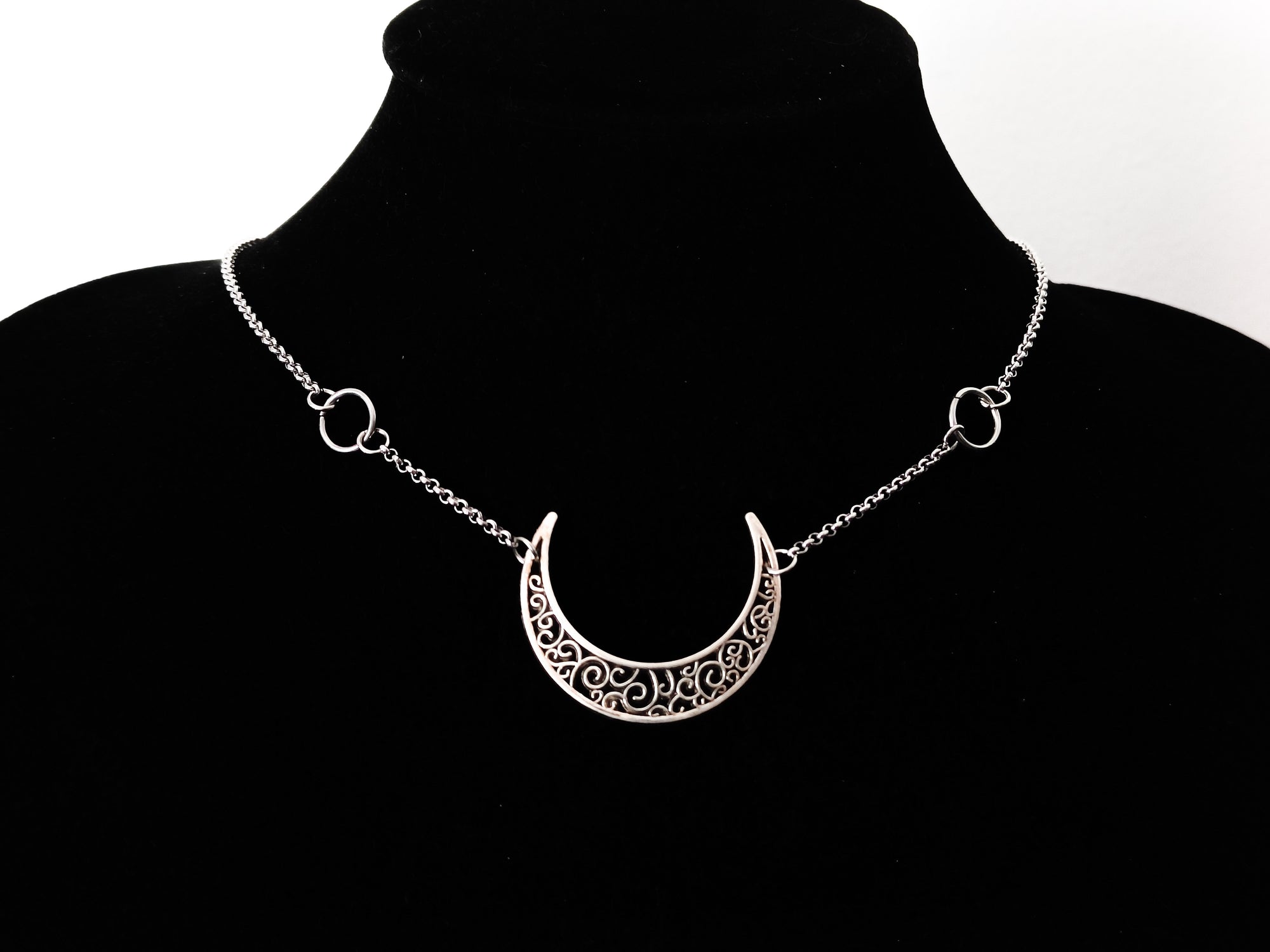 Moon Choker SOLSTICE