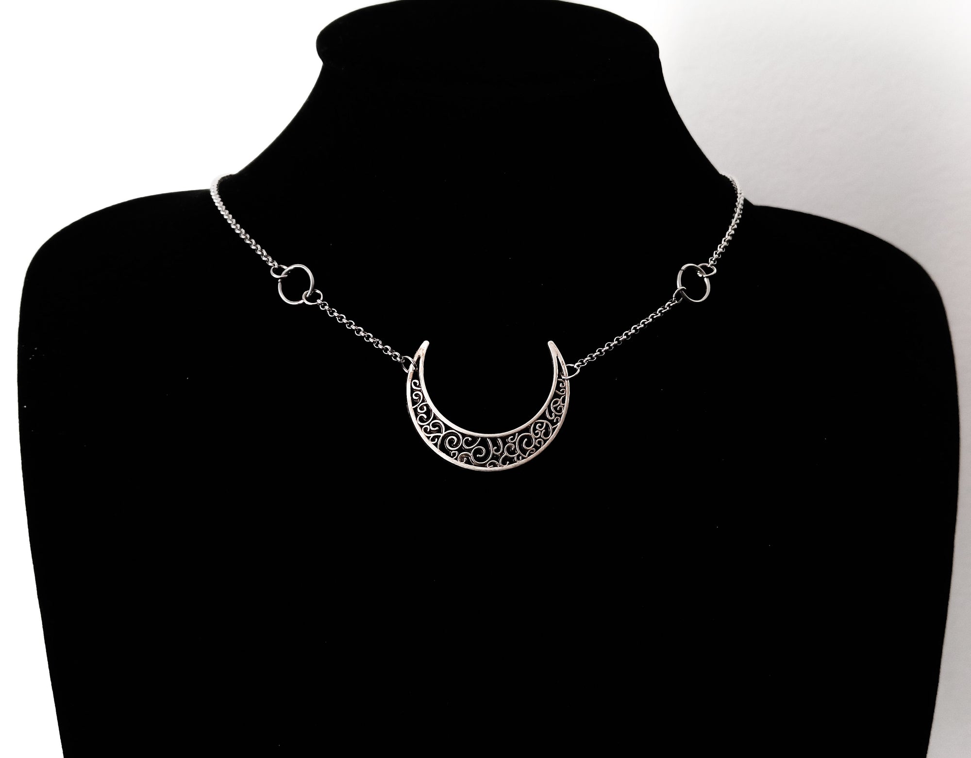 Moon Choker SOLSTICE
