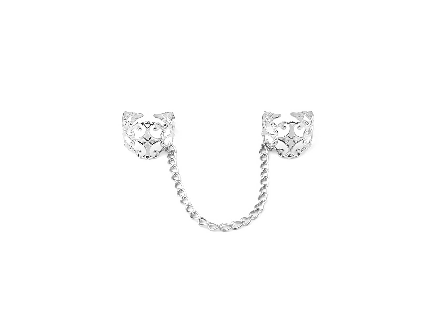 Discover Myril Jewels' gothic-chic baroque ring connected by a sleek chain, a handcrafted symbol of dark elegance. Ideal for those who favor gothic, punk, and neo-gothic aesthetics, it's a versatile addition for Halloween, whimsigoth, or witchcore fashion statements.