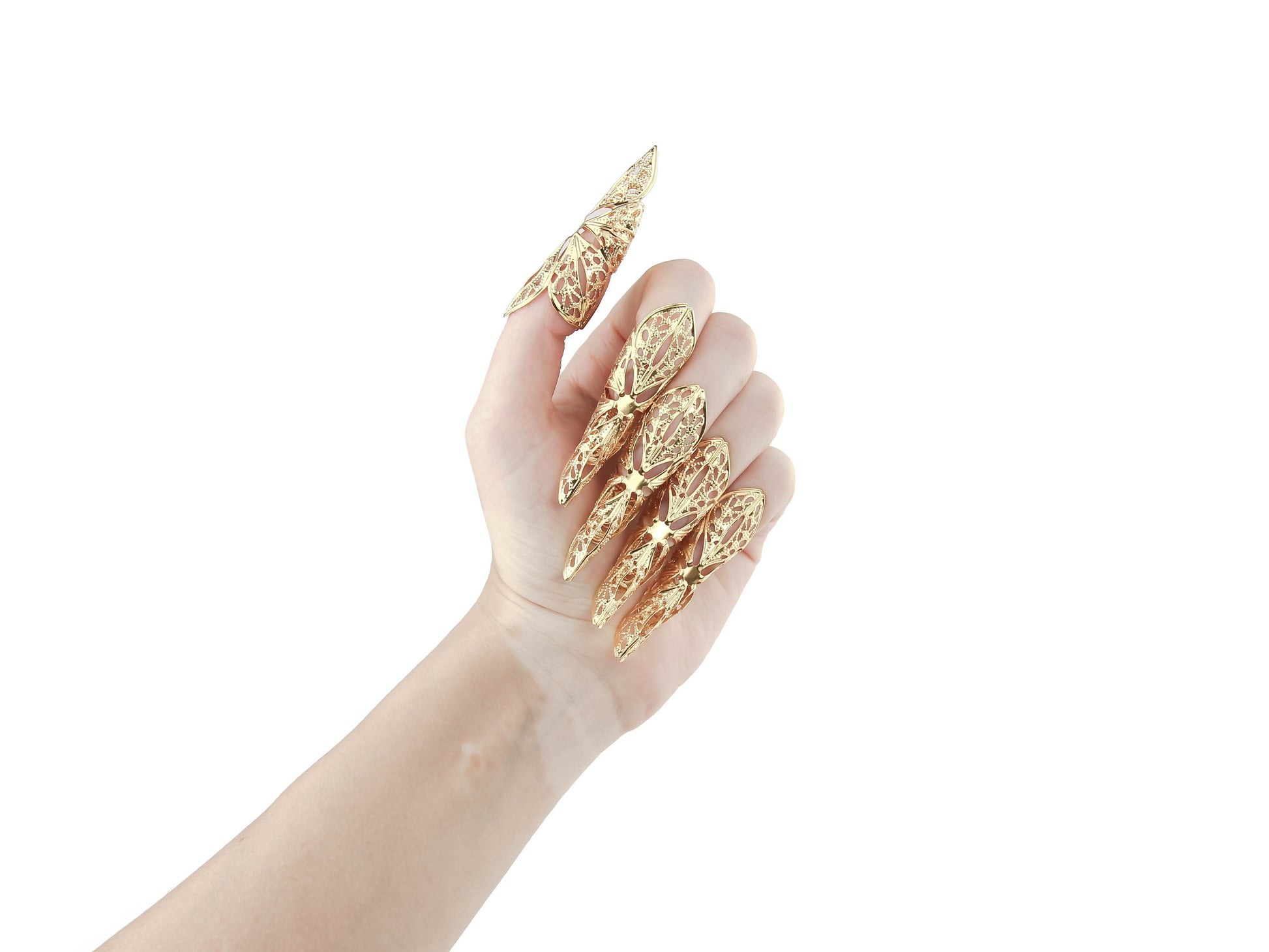 Elegant long nail claws by Myril Jewels exude a neo-goth charm, perfect for those with a penchant for dark, avant-garde accessories. Ideal for Halloween, these gold claw-like pieces are also suited for punk and whimsigoth aesthetics, making a bold statement at raves and festivals, or as a striking gift for the goth girlfriend.