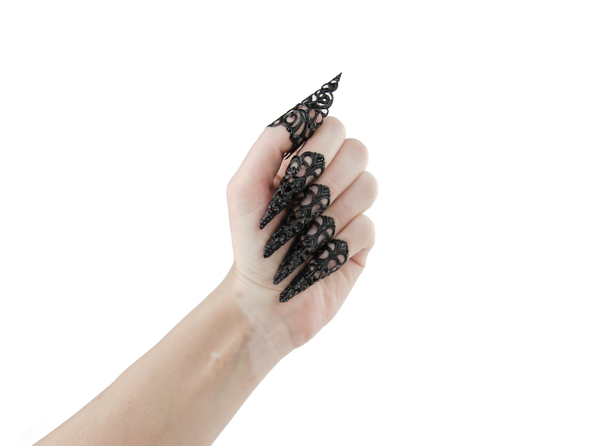 Elevate your style with Myril Jewels' long black finger claws, showcasing exquisite filigree work for a neo-gothic touch. Ideal for Halloween, these claws are a goth-chic statement, perfect for punk enthusiasts, rave parties, and those seeking bold witchcore accessories or a memorable goth girlfriend gift