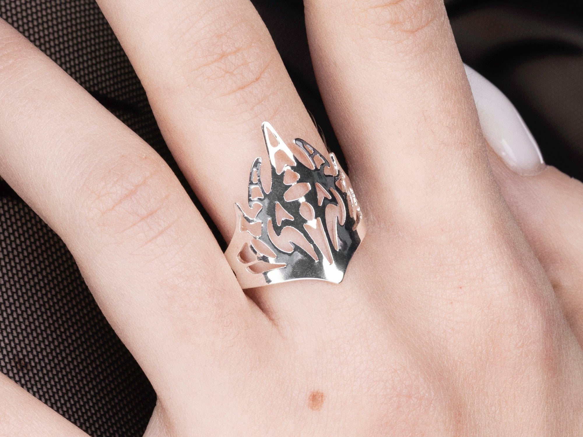Neo Gothic Ring VELTRIX