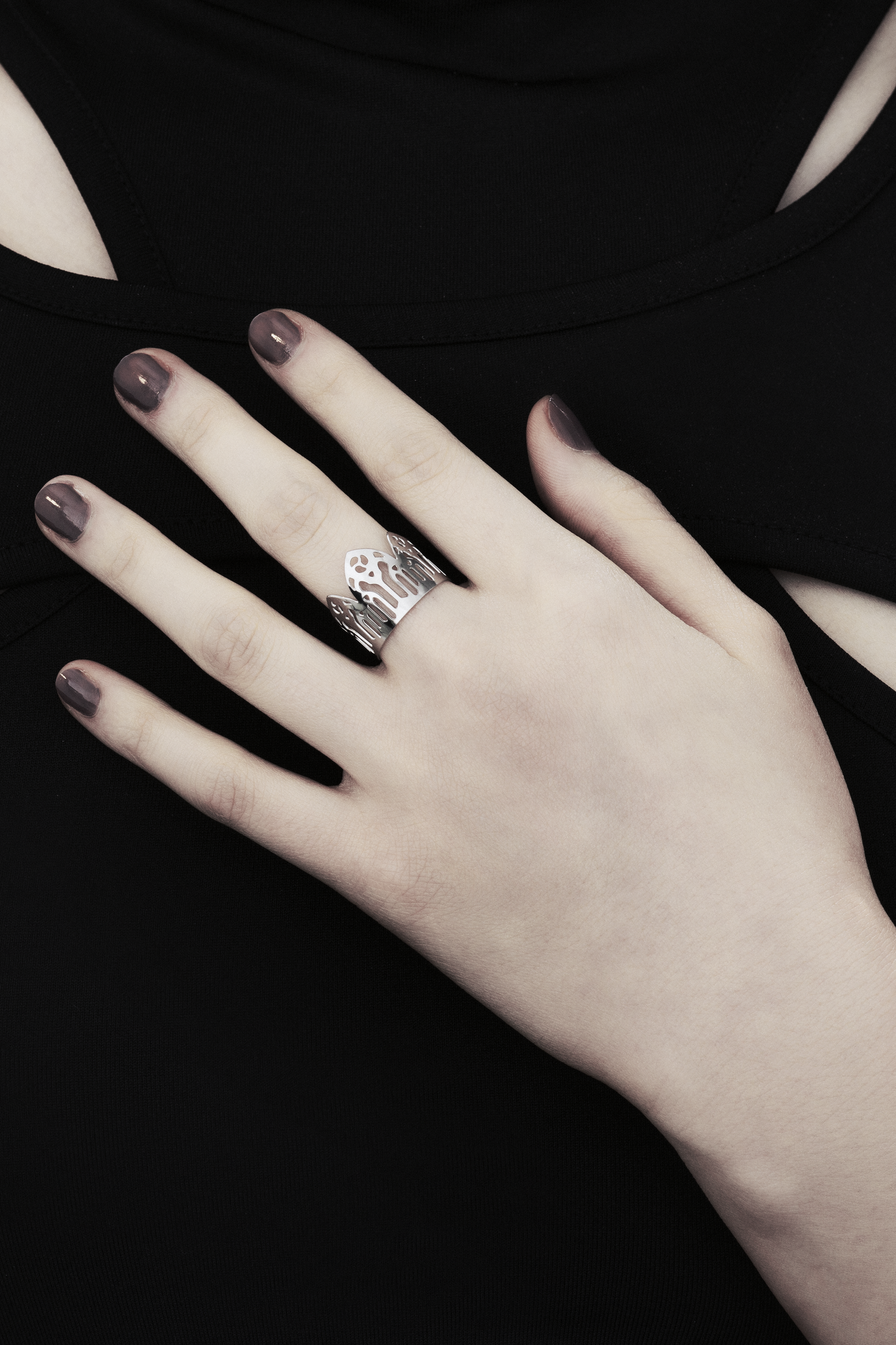 Filigree Goth Ring SILICA