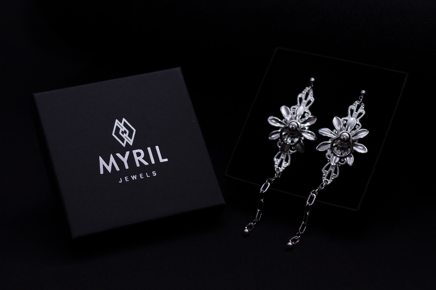 Myril Floral Pendant Earrings R-06 - MYRIL JEWELS – Myril Jewels