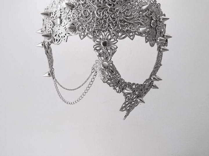 Metal Filigree Mask BROKEN