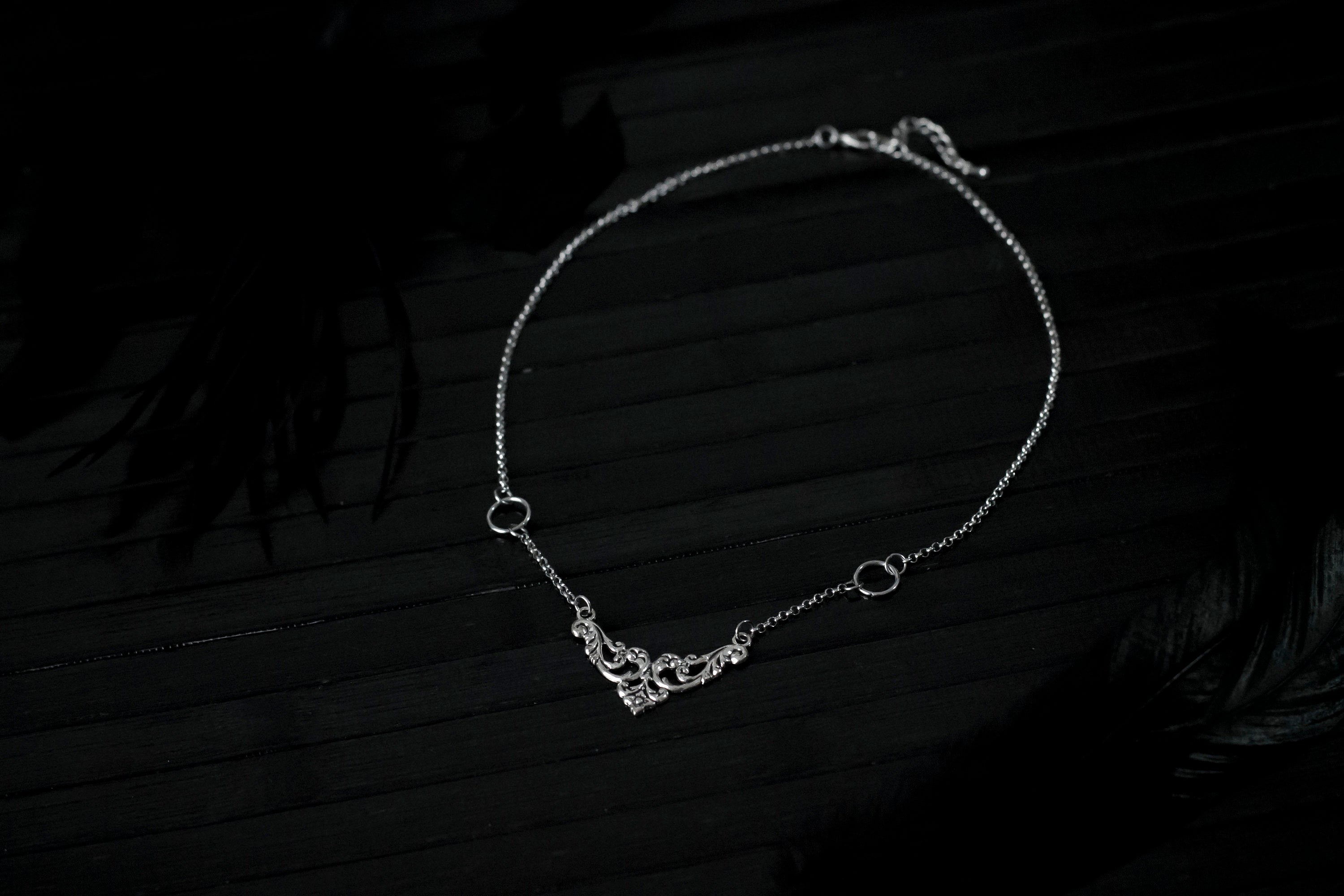 Geblümter Choker AMIHAN